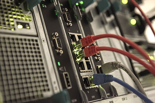 VPN Server mit Verkabelung VPN Server mit Verkabelung